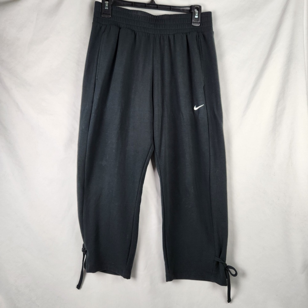 Nike Women NWT Medium Black Dri-FIT Pull On Pants Cropped Straight Leg Tie Cuffs